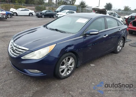 2013 Hyundai Sonata Limited z USA, uszkodzony, nr VIN 5NPEC4AC4DH618895